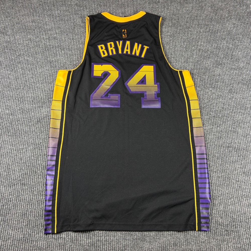 Adidas Jersy Men's L Los Angeles Lakers Kobe Bryant 24 NBA Hollywood Nights Rare - Picture 3 of 9